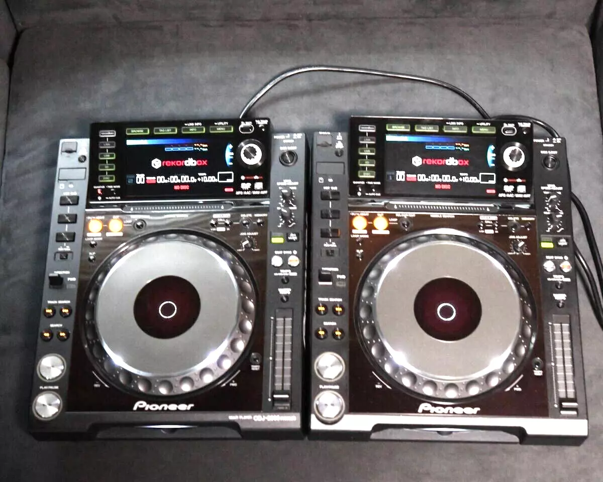 Pioneer DJ CDJ-2000NXS Pair set Multi Player Turntable CDJ 2000 Nexus Black