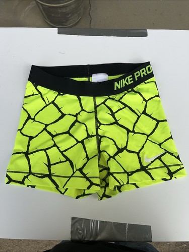 Nike Pro Mädchen Dri-Fit Shorts Medium Gebraucht Top Zustand