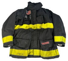 Globe G-XTREME Firefighter Turnout Coat Black Size 44 x 32 Mfg Date-2016
