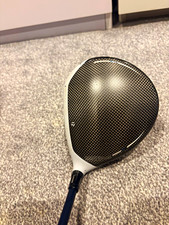 TaylorMade SIM Driver RH R Flex Graphite Shaft Black/White/Silver/Blue