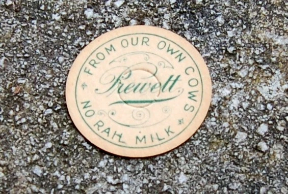 milk bottle : lovely old cardboard cap " Prewitt LONDON " dairy - Image 1 of 1