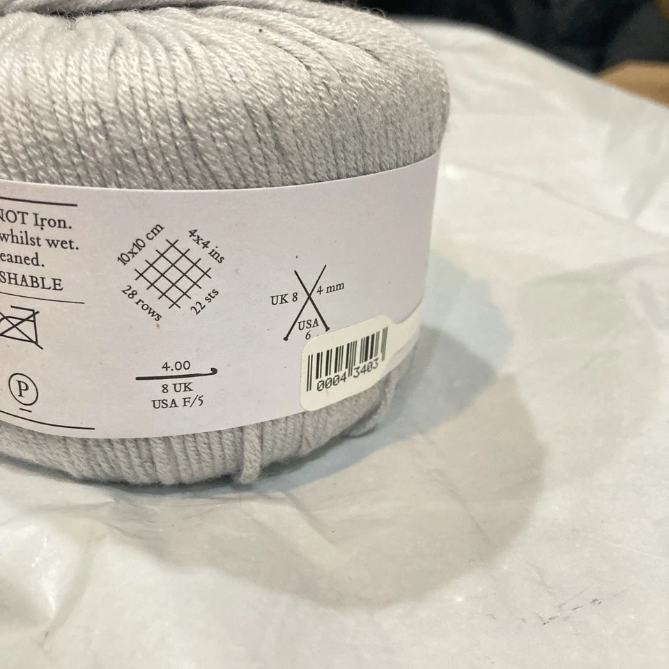 Hilo de bambú Sirdar cómodo para bebé 50 gramos gris claro Foto 3 de 4