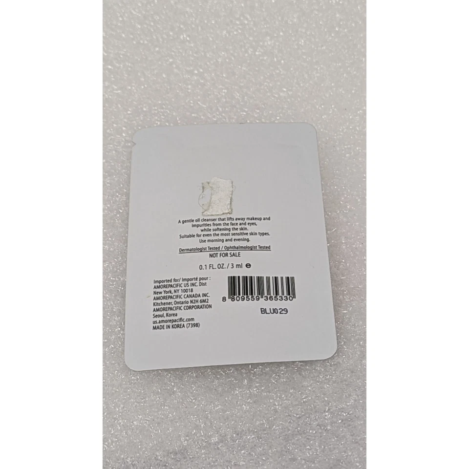 Muestra de aceite limpiador tratamiento Amorepacific 0,1 fl oz (cara y ojos) Foto 2 de 2