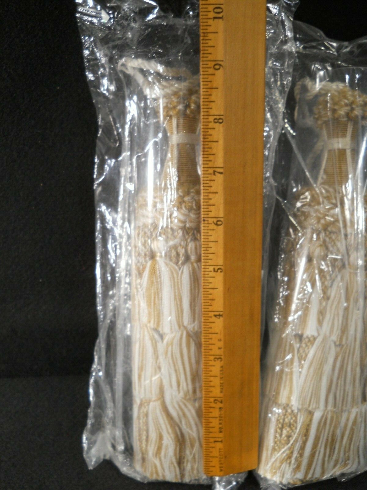 Picture 4 of 5
