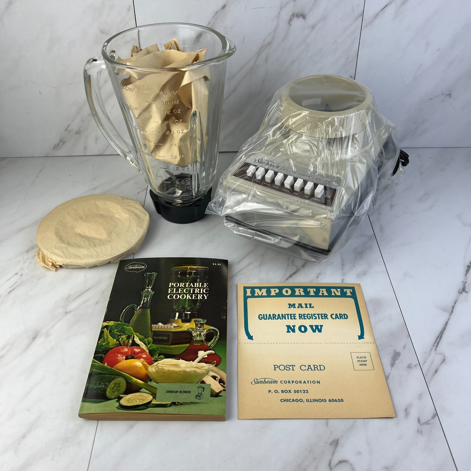 NEW 1971 Vintage Sunbeam Solid State 7 Speed Electric Beige Blender BL70G