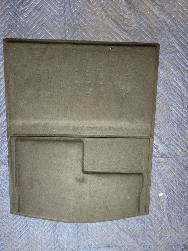 Cubierta de alfombra de piso de carga para maletero 2023 Cadillac CT5 2,0 L TRACCIÓN TRASERA 84139486 20-22 Foto 2 de 3