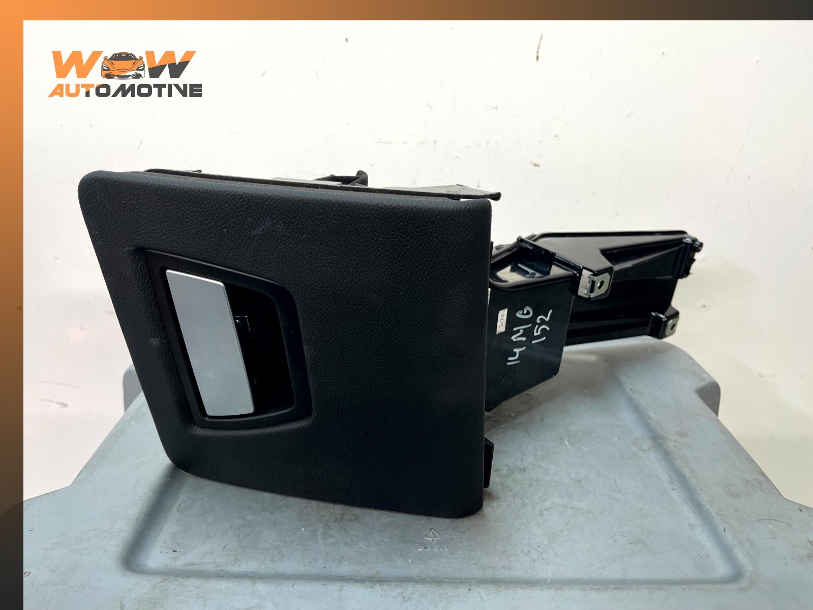 Maserati Ghibli 2014-2016 Front Left Lower Compartment