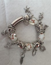 Bracelet à breloques