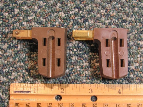 GE 15A 125V 2-Prong Male to 2-Prong Female Plug ~ 1 Male to 3 Female - Picture 2 of 4