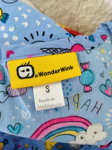 Wonder Wink Women's Small Medical Scrub Top - Picture 6 of 9