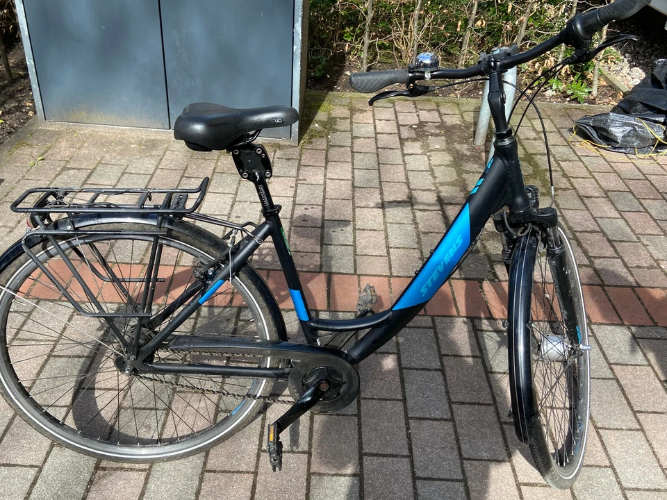 Stevens citybike damen 28 Zoll Schwarz/Blau mit Cane Creek Federsattelstütze