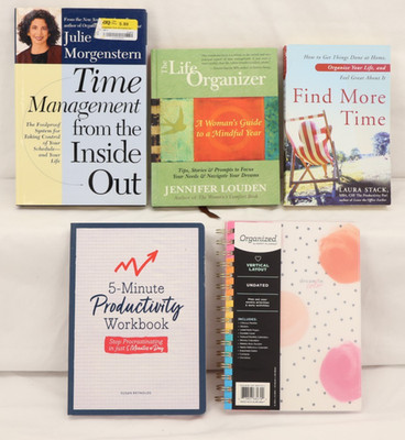Lot of 4 Productivity / Time Management / Organizer Books + Planner, Good, B838