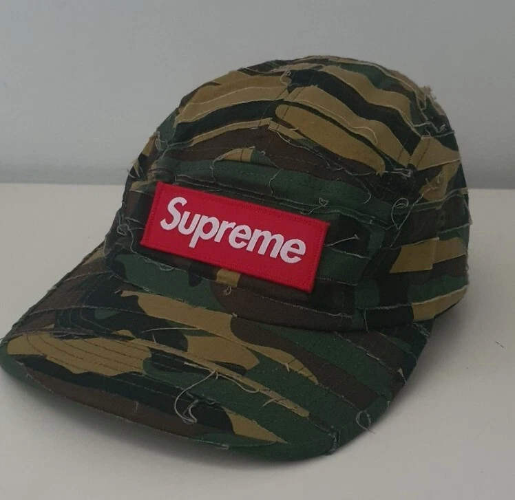 Casquette de camp camouflage superposée SS23 Supreme chapeau camouflage vert logo boîte rouge