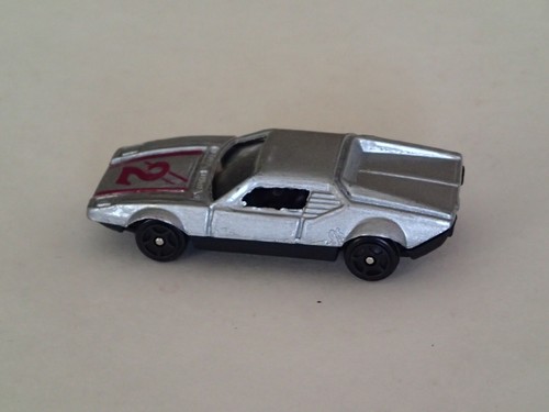 SILVER w/ PINK #2 De Tomaso Pantera Die-Cast Metal Sports Car Model, Wheels Turn - Picture 7 of 7