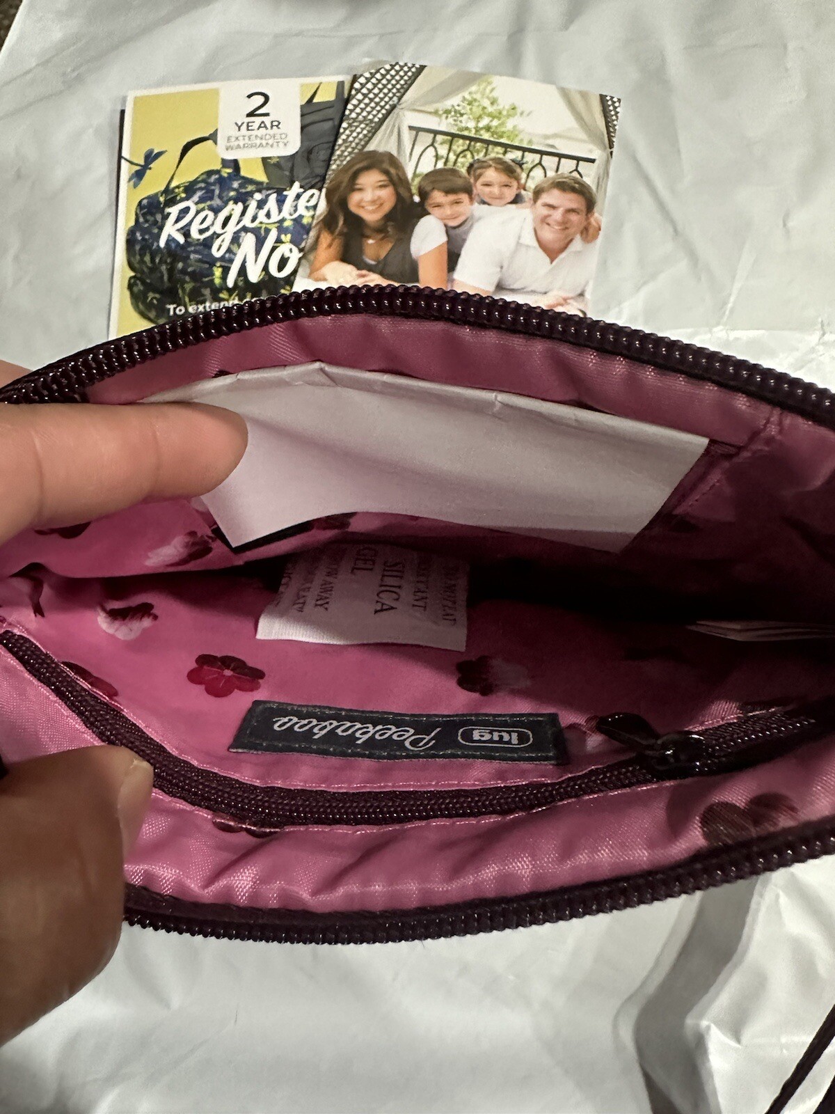 Lug Peekaboo Convertible Wristlet Phone Pouch RFID Red/Maroon