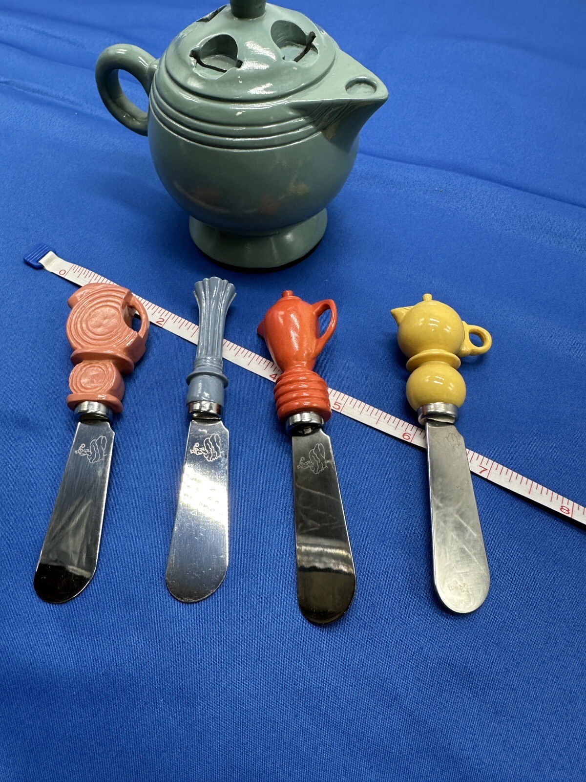 Fiesta Decorative Green Teapot Holder with 4 Spreaders Knives eBay