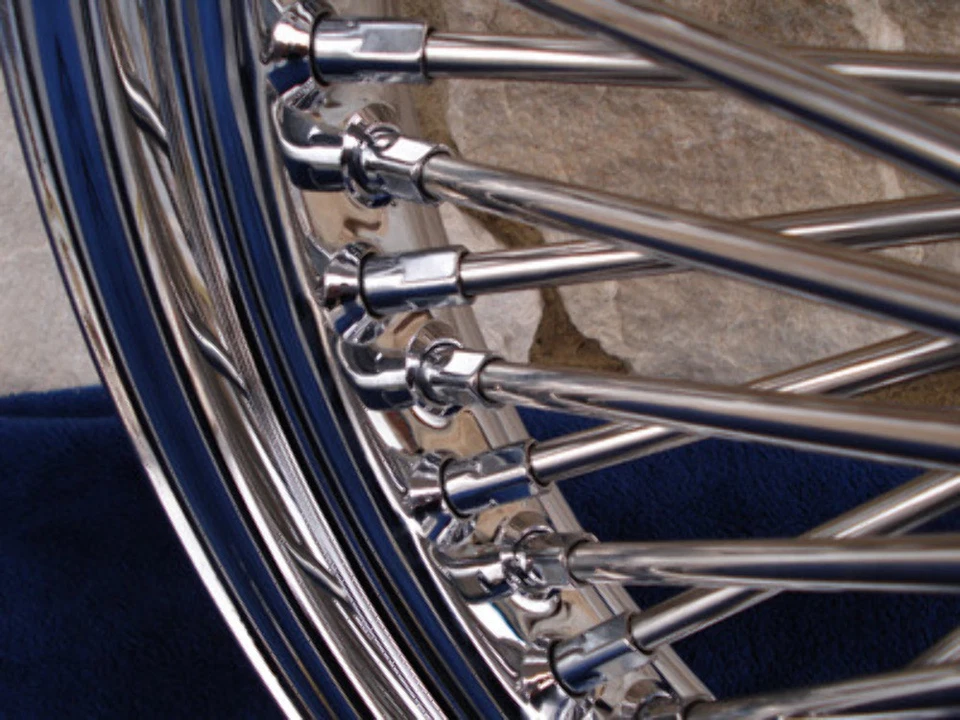 RUEDA DELANTERA 21X3.5" ADN FAT MAMMOTH 52 RADIOS FAT PARA HARLEY TOURING BAGGER 00-07 Foto 2 de 4