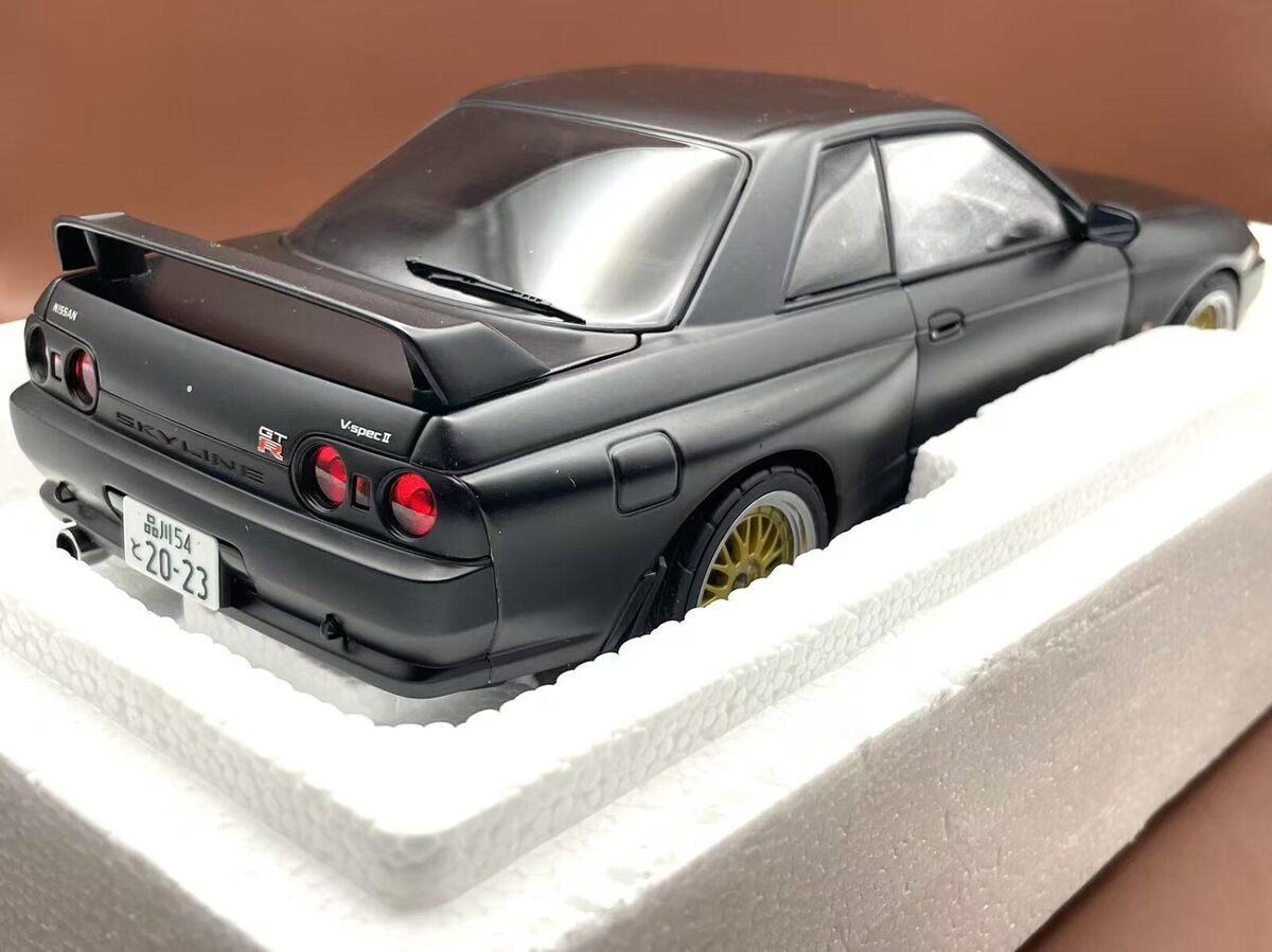 JDM ☆CUSTOM☆ AUTOart 1/18 Nissan Skyline GTR R32 V-SPEC II JDM ☆CUSTOM☆ AUTOart 1/18 Nissan Skyline GTR R32 V-SPEC II