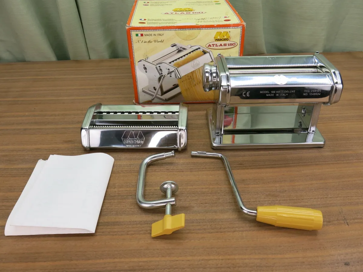 Marcato Atlas 150 Pasta Machine with Cutter and Hand Crank, Made in Italy