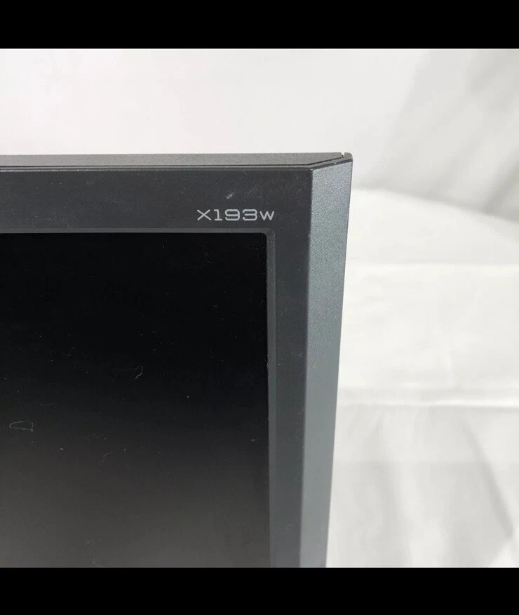 Acer X193W+ LCD Monitor 19" - With Keyboard - Image 2 of 4