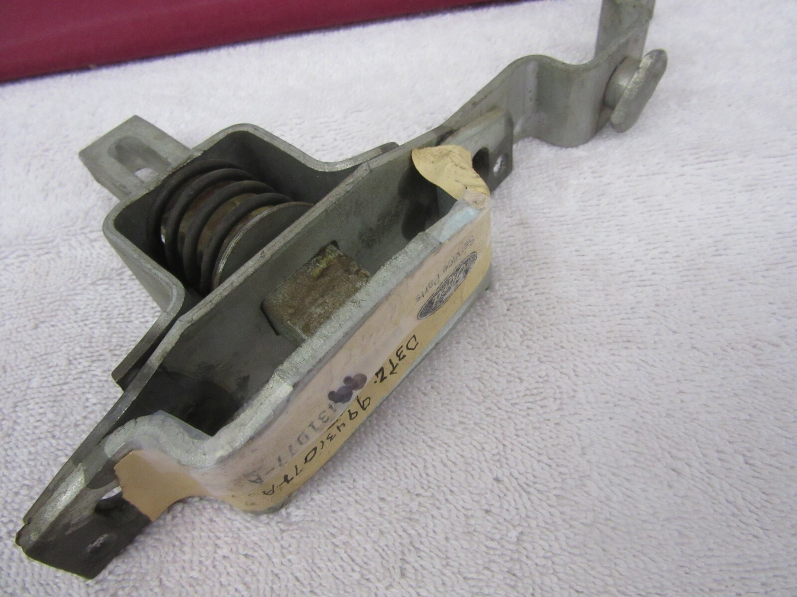 NOS 19731979 Ford F100350 LH Tail Gate Bracket Latch D3TZ99431D77A