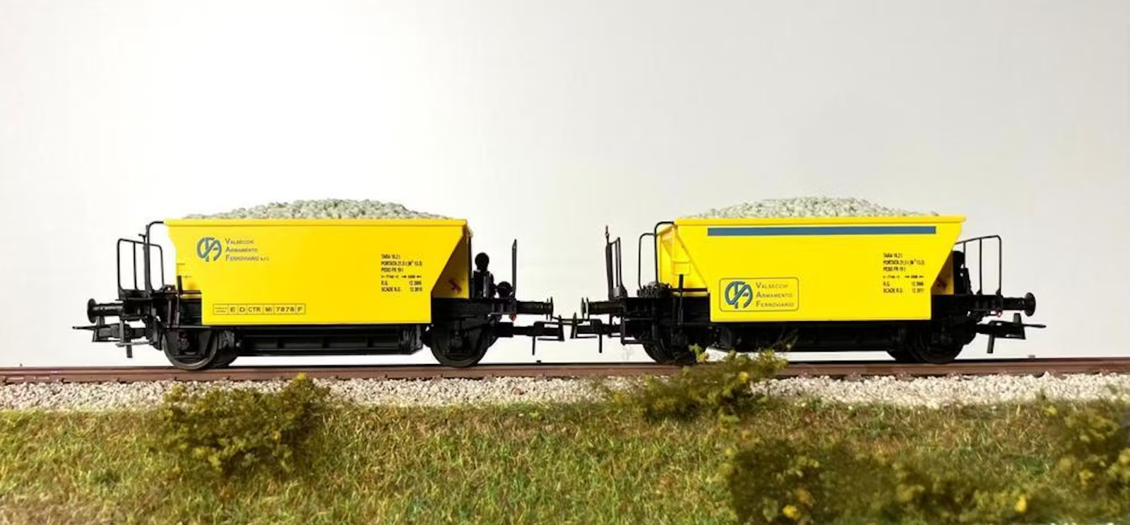 Os.Kar 4356 Set 2 Wagons ex VFcc FS Valsecchi Railway Equipment Yellow Livery