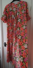 LOVELY sz 18 IN THE STYLE PINK FLORAL LONG KIMONO WITH  TIES NEW PLUS CURVE 