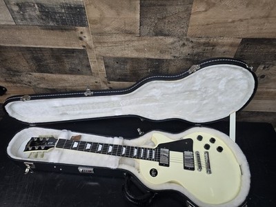 2002 Gibson Les Paul studio  Alpine White   w/Case