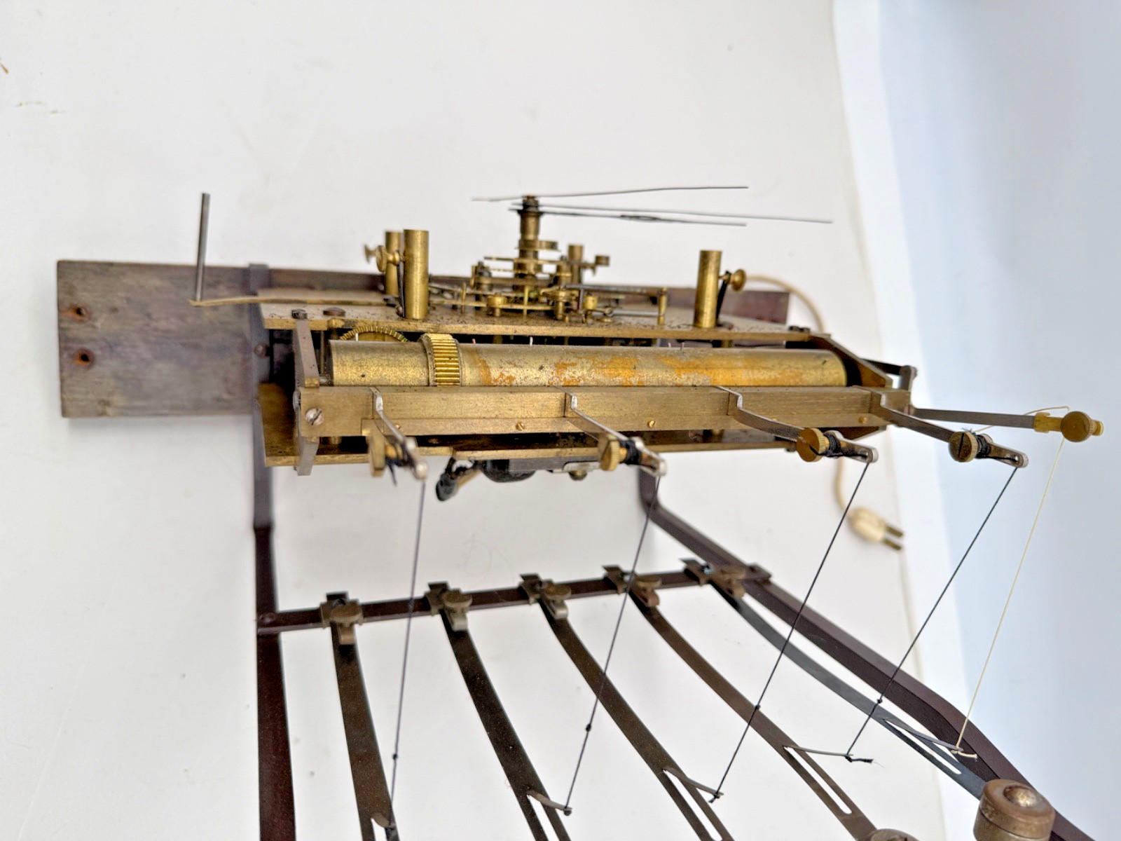 Herschede 5 Tube Tall Case Electric Clock Movement, Works. (0961)