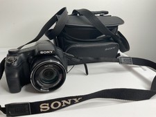 Sony Cyber Shot DSC-HX200V Digital Camera Zeiss Lens 18.2 Megapixel 30x Zoom
