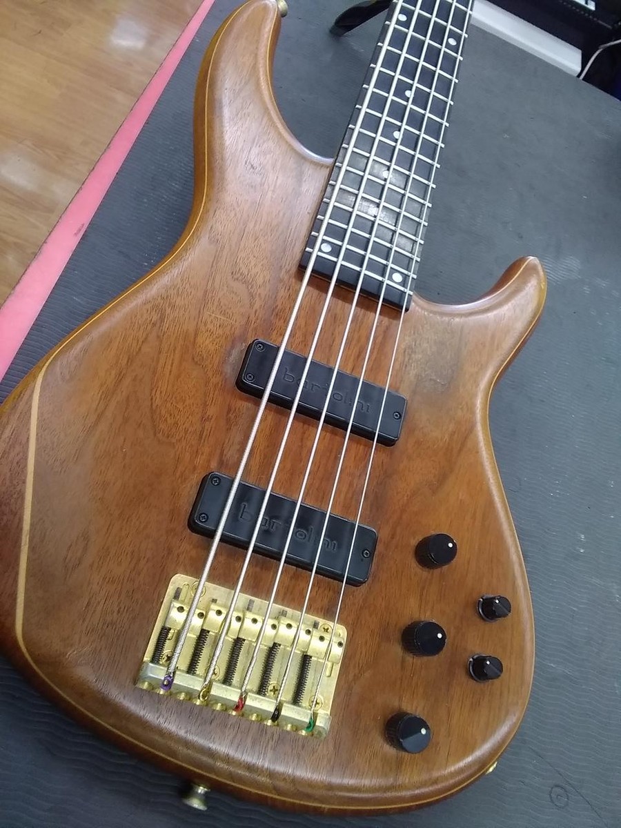 Moon mbc-5 5弦ベース　ビンテージ moon MBC-5 Fretless 中古｜ギター買取の東京新宿ハイブリッド