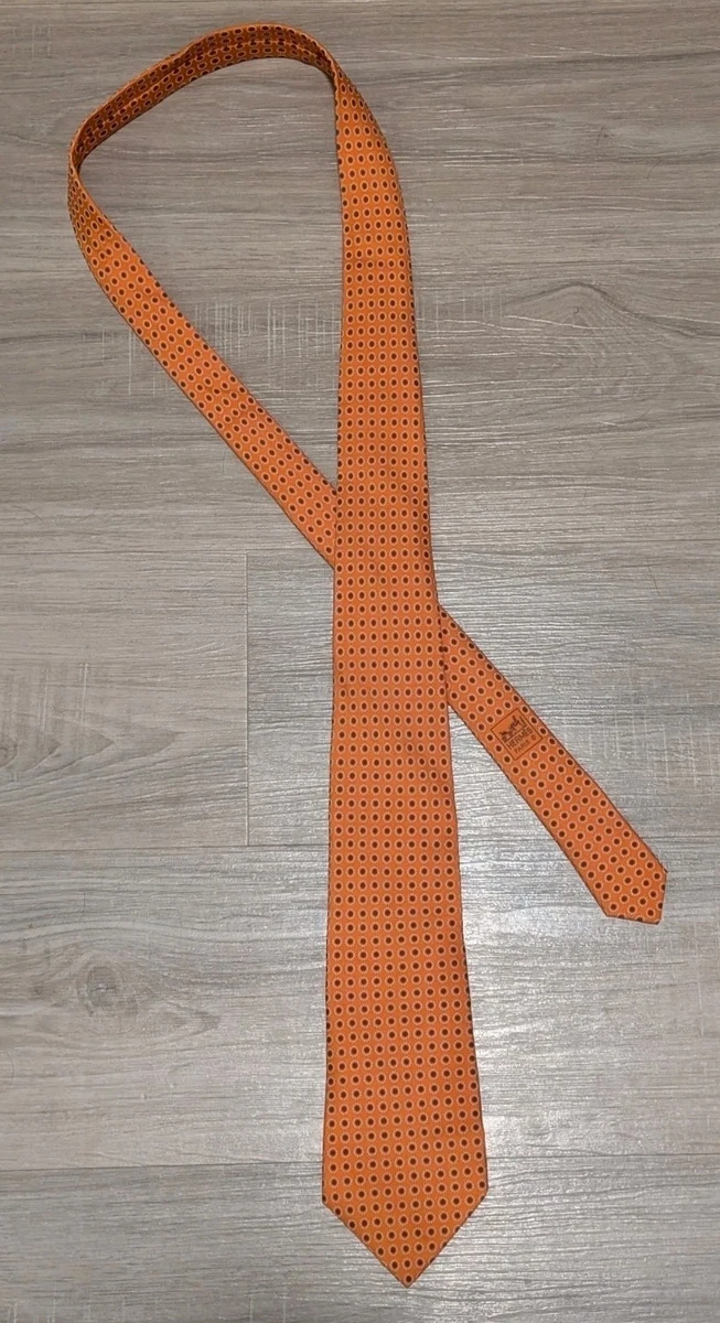 Carré Hermès En Soie - Motif H Orange - 8 Cm De Large - Occasion Très Bon état - Luxe Japonais