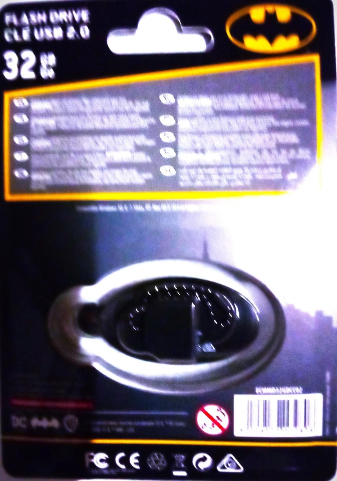 Emtec Batman USB 32 GB Flash Drive/Keychain 2.0 New Free Shipping - Image 2 of 2