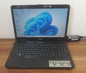 Notebook eMachines E725 Intel T4500 2x2,3GHz 4GB Ram 640GB Wlan Webcam Win11 Pro