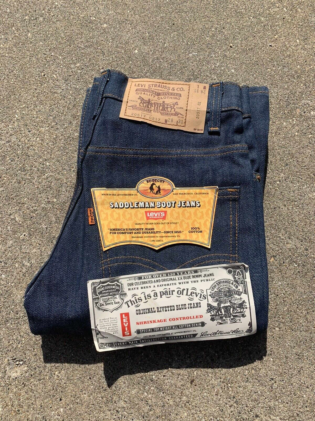 Vintage Levi's Saddleman 20517 0217 28x31 Men's Boot Cut Jeans 517 Orange  Tab