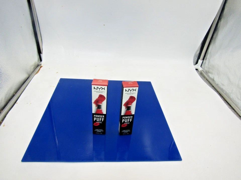 2XNYX Maquillaje Profesional Polvo Puff Lippie Lápiz Labial Ligero Puppy Love. Foto 2 de 4