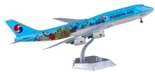 38CM 1:200 SQ Wings Korean Air Boeing 747-8 Passenger Airplane Diecast Model