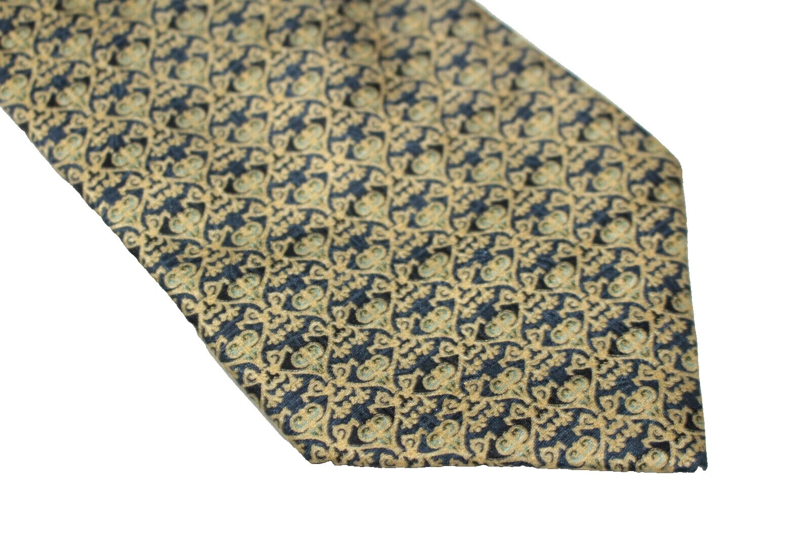 Lazos de Flores VIA para hombres