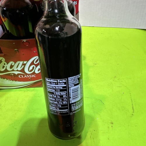 Coca-Cola Limited Edition 6 pack - 9.3 oz 1899 reproduction vintage Coke Bottles - Picture 3 of 3