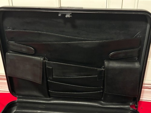 Zero Halliburton Gray Aluminum Attache Case Business Briefcase with Combo Lock - Picture 14 of 17
