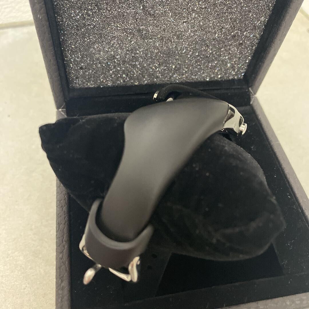 Oakley Crush 2.5 Ion Plated Black Steel lily Wrist Watch Oakley Crush 2.5 Ion Plated Black Steel lily Wrist Watch