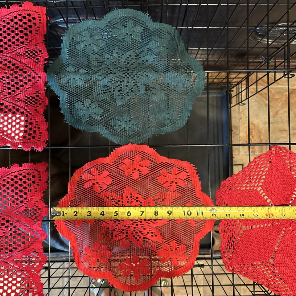 12 tapetes vintage de varios tamaños incluyendo posavasos de ganchillo Foto 2 de 4