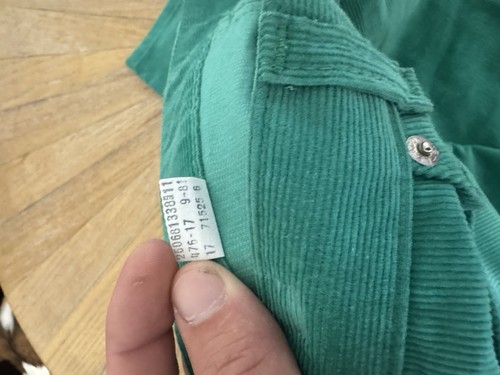 70’s Green Corduroy Levi’s White Tabs Pants Woman’s Size 11 - Picture 7 of 7