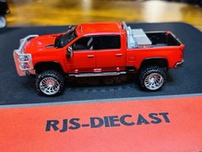 GREENLIGHT/Smallcar  Chevrolet Silverado 1:64 Diecast Custom