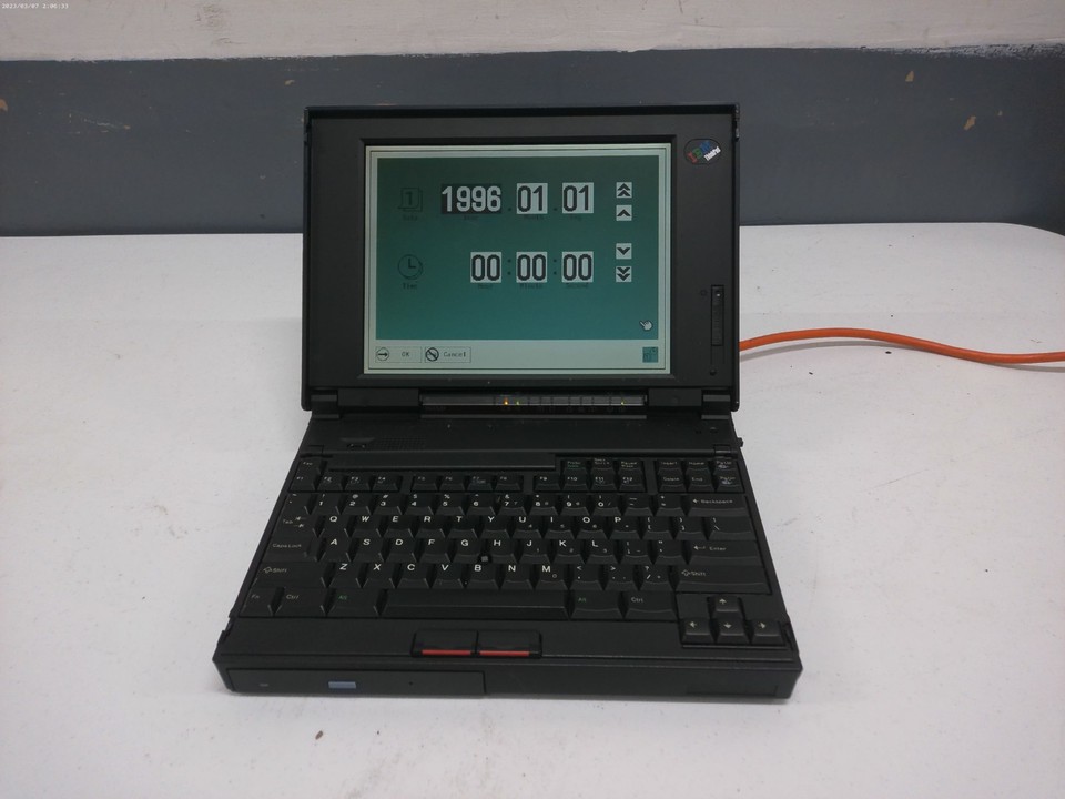 vhbw 1x alimentatore compatibile con IBM Lenovo ThinkPad 365X, 365XD, 380, 380D, 380D MX, 365E, 365ED, 365CS, 365CSD notebook, 54 W