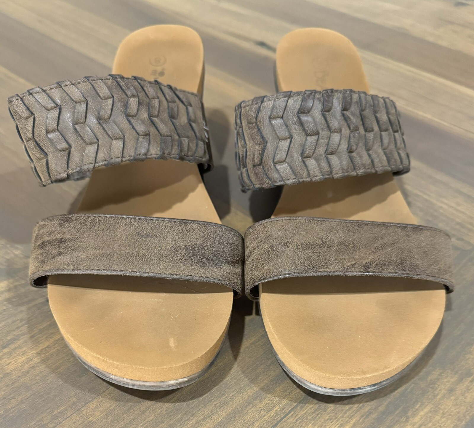 APL Bearpaw sandali donna con tacco in peltro nebbioso taglia 8