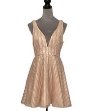 Lulu's Woman V neck Lace Skater Fit Flare Mini dress Size; M