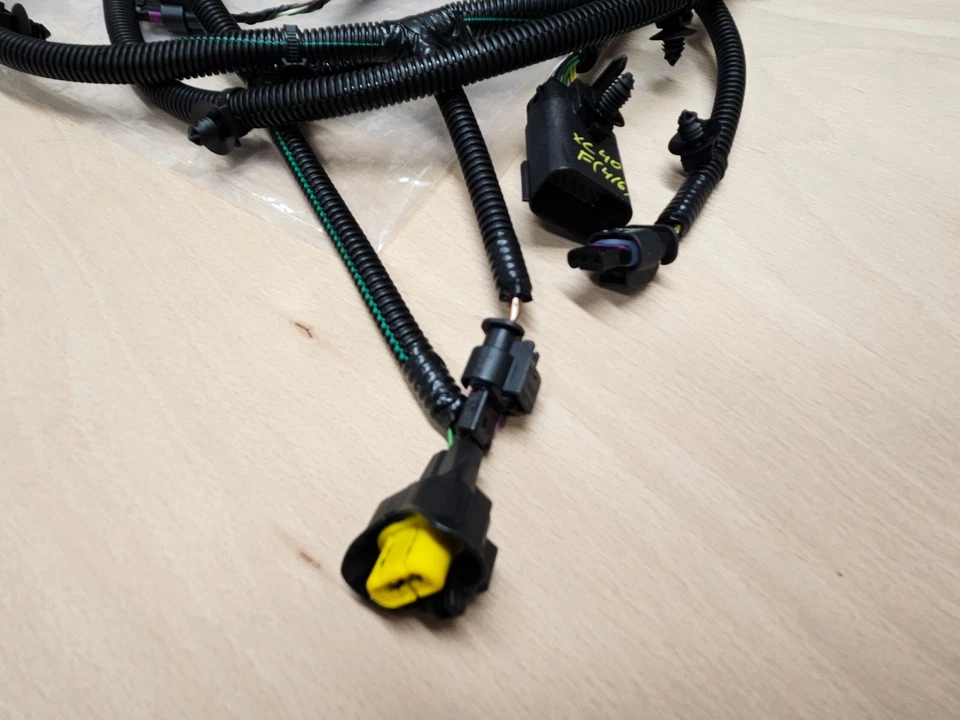 New Genuine Volvo XC40 Parking Sensor Wiring Loom Front Bumper 32276943 - Image 3 of 4