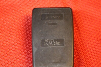 Used OEM BMW Front Right Seat Belt Pretensioner Buckle – Fits E38 7-Series & E39 5-Series 1999-2003