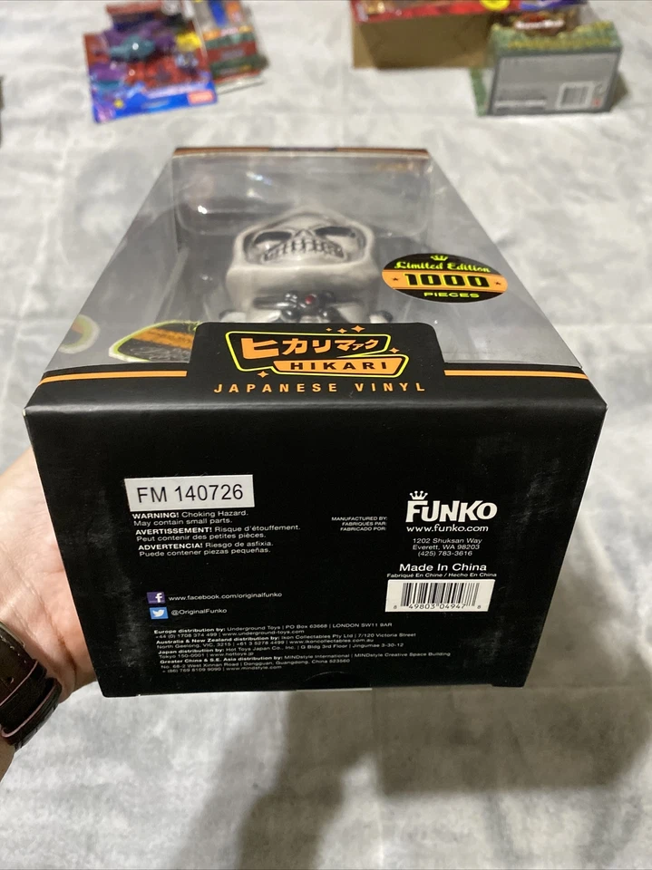 Figura Hikari MOTU Funko Vinilo Japonés - Skeletor Gris Calavera Edición Limitada Sin usar, en caja Foto 2 de 4
